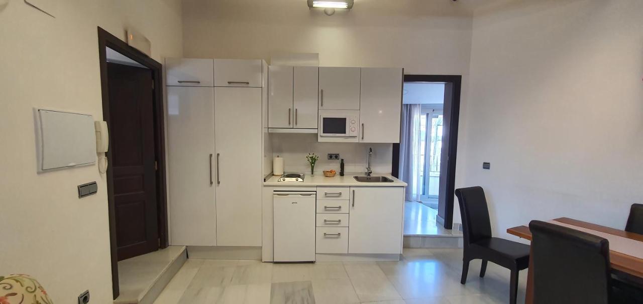 Apartamentos Torre De La Mezquita Cordoba Ngoại thất bức ảnh